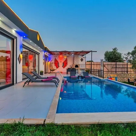 Villa Muhtesem Tatil Villasi Poyraz 1 *
