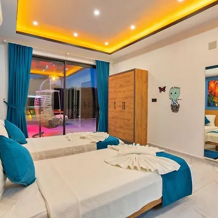 Villa Muhtesem Tatil Villasi Poyraz 1 Kas