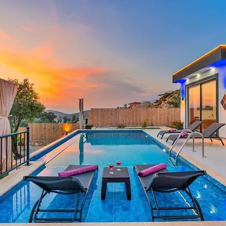 Villa Muhtesem Tatil Villasi Poyraz 1